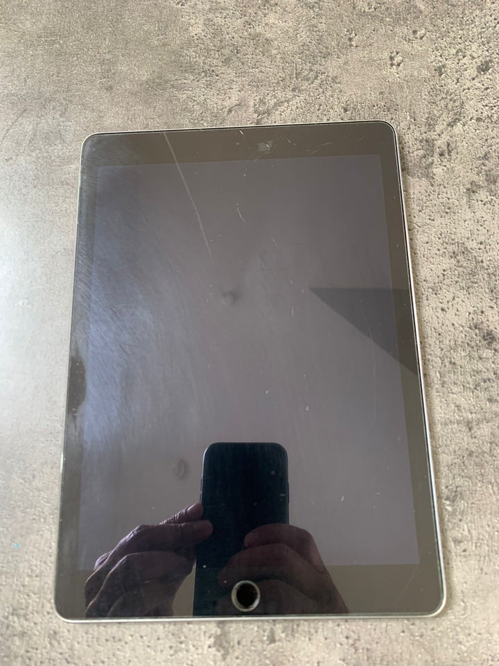 iPad Air 2, 16 GB, sort