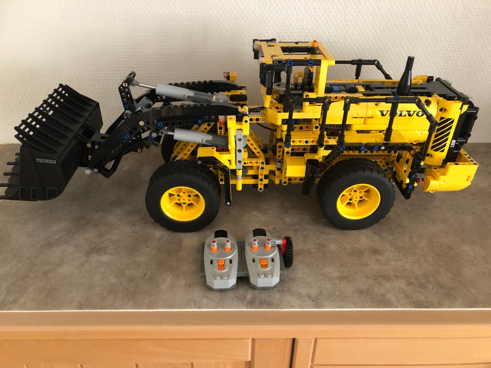 Lego Technic 42030