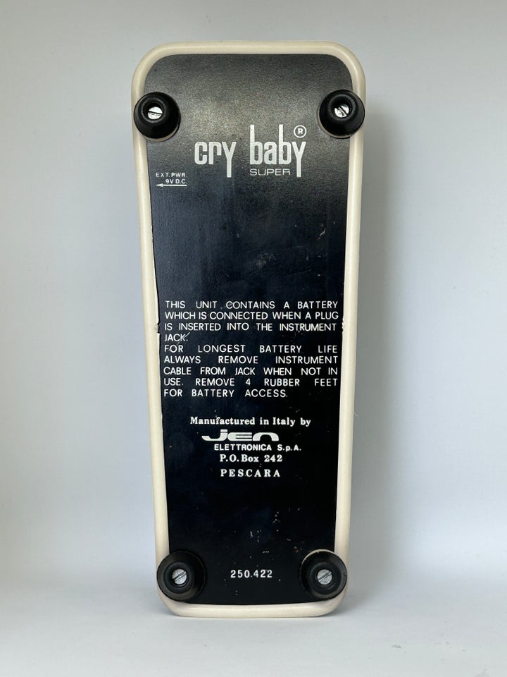 Original Crybaby wah Crybaby Super