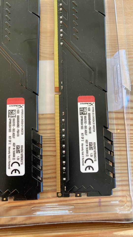 32 GB Kingston HyperX Fury DDR4 RAM