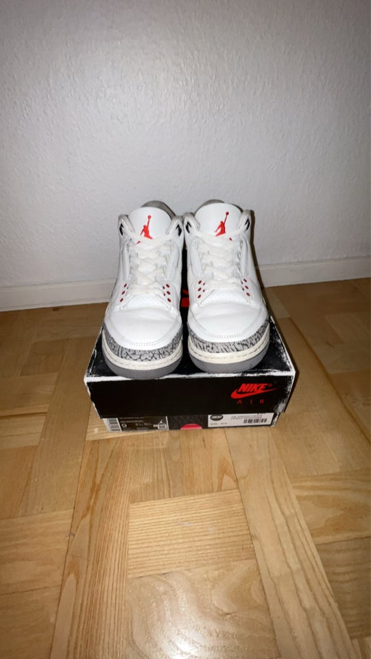 Sneakers, str. 42,5, Air Jordan