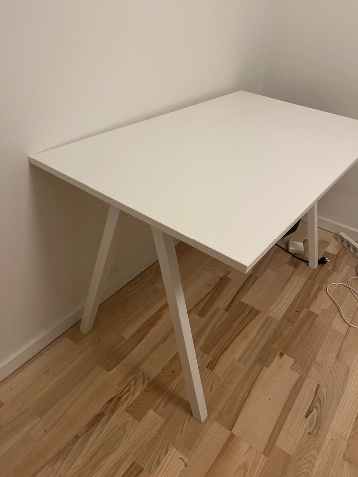 Skrivebord, IKEA Trotten, b: 120 d: