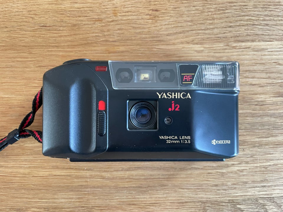 Yashica AF-J2 God