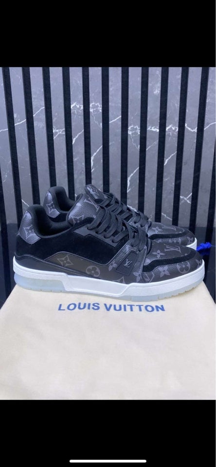 Sneakers, Lv, Loubs