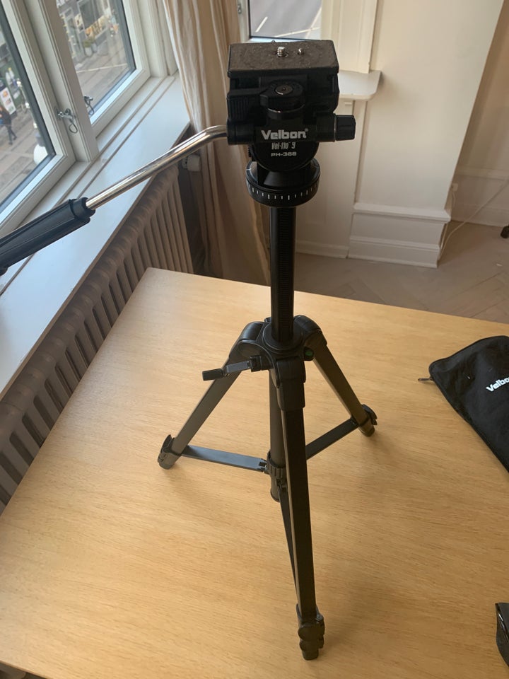 Tripod, Velkommen, Videomate 638