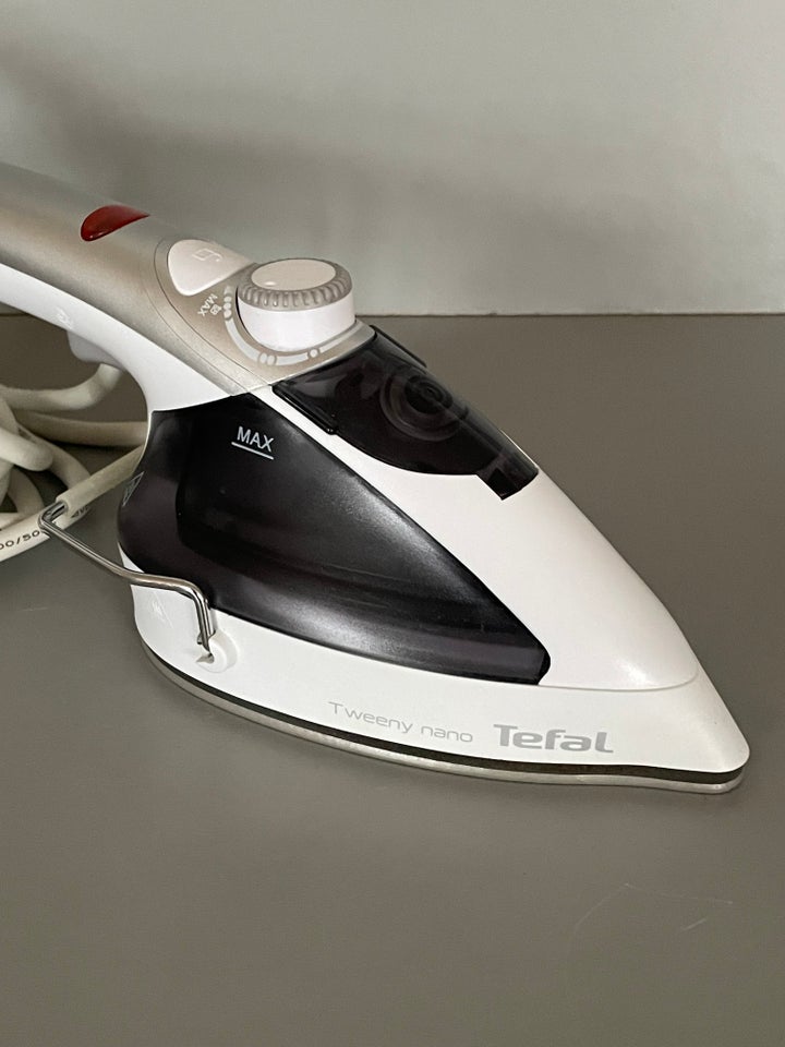 Tøjdamper, Tefal DV9000