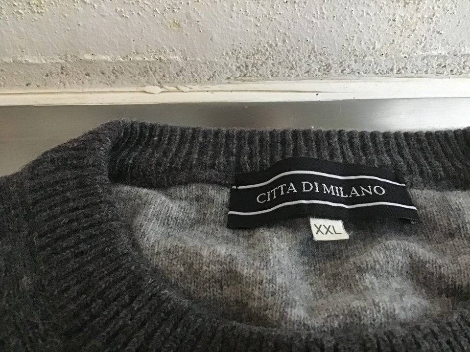 Sweater, citta di Milano, uld