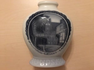 Porcelæn RUNDSKUEVASE ROYAL