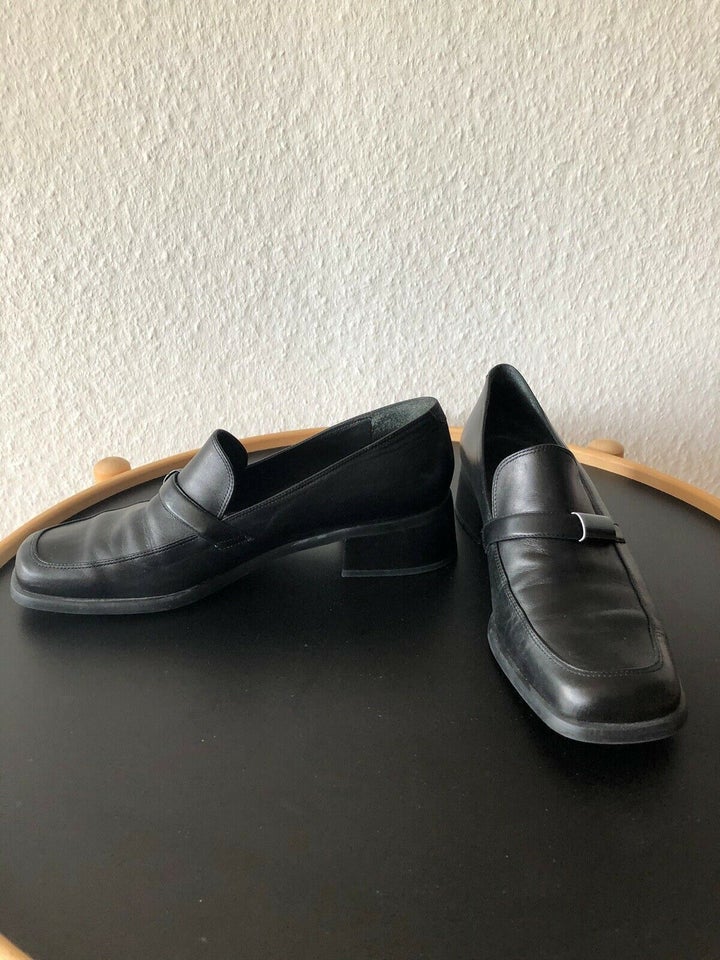 Loafers, str. 39, Fransi