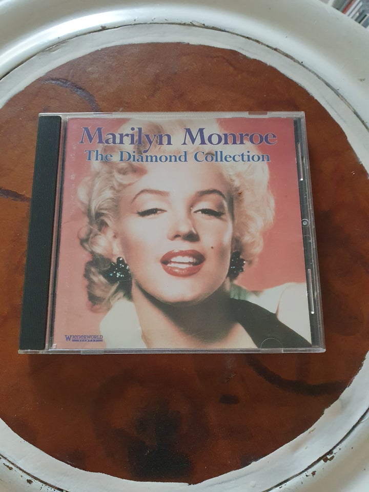 Marilyn Monroe: The Diamond