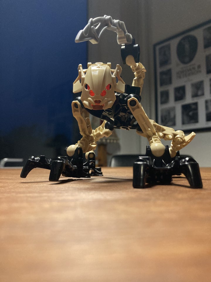 Lego Bionicle, 8977