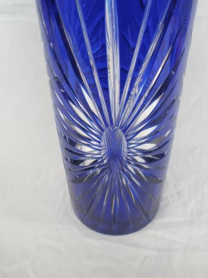 Stor Vase I Bøhmisk Krystal