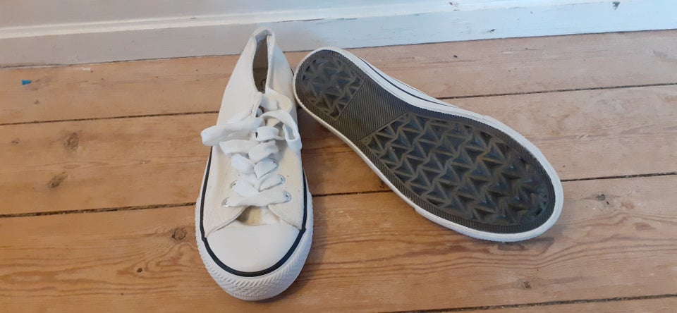 Sneakers, str. 38, Næsten som ny