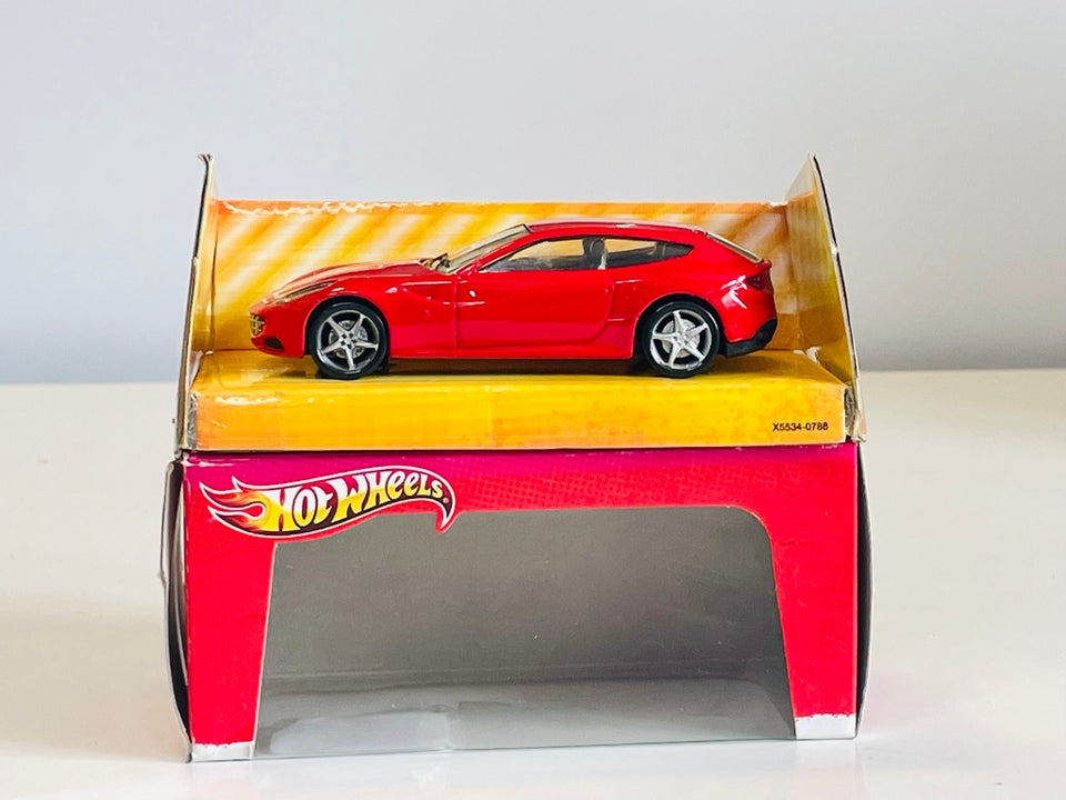 Modelbil, Hot Wheels 2011 Ferrari