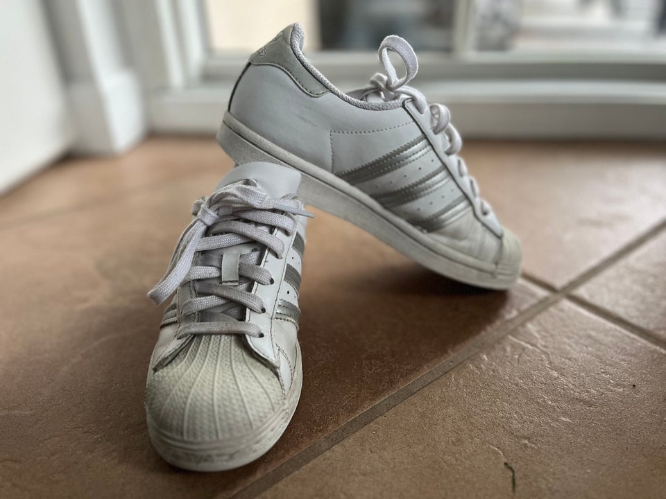 Sneakers, str. 36, Adidas