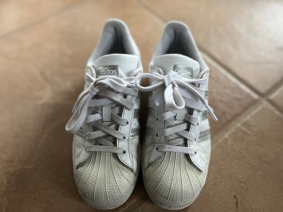 Sneakers, str. 36, Adidas