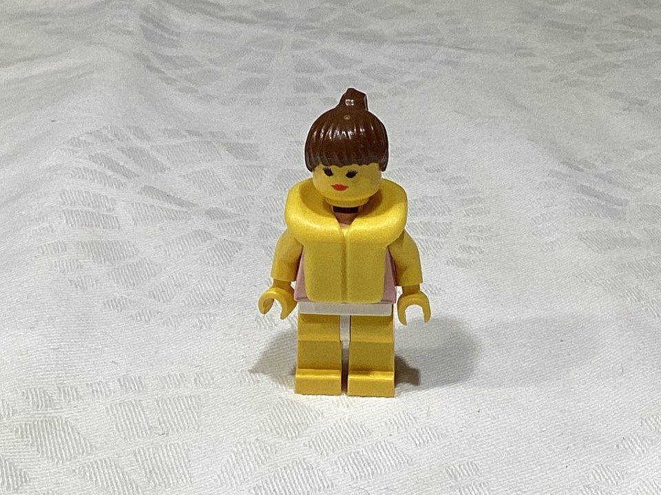 Lego Minifigures Res-Q - Female