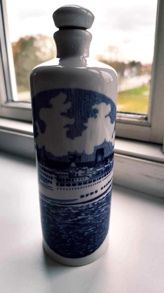 Porcelæn, Snapseflaske med DFDS