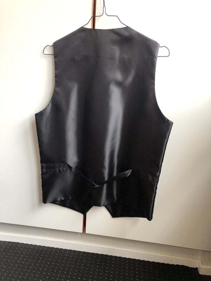 Vest, Nero, str. 50