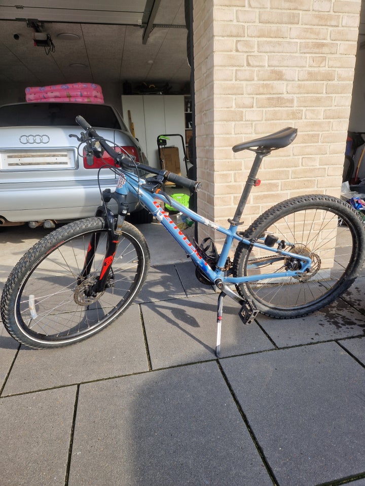 Specialized, anden mountainbike,