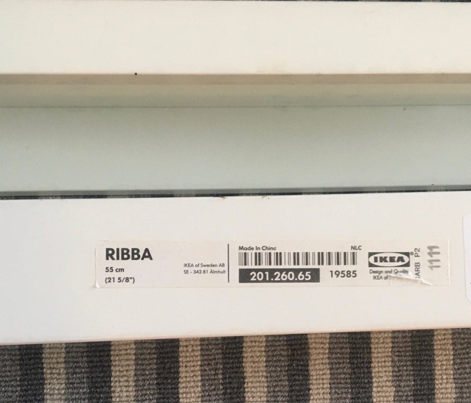 Billedhylde  Ikea Ribba uden rille