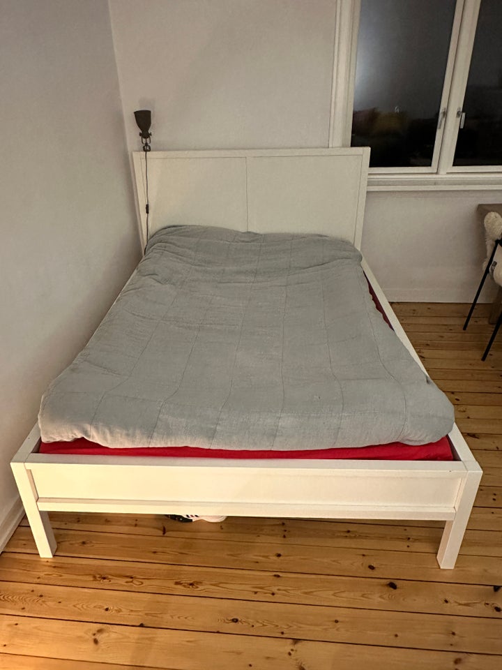 Sengeramme, IKEA, b: 150 l: 210 h: