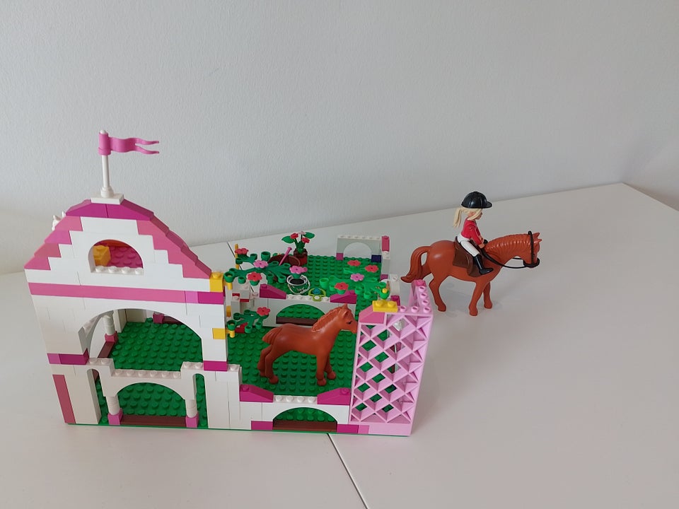 Lego Belville Hestestald 7585