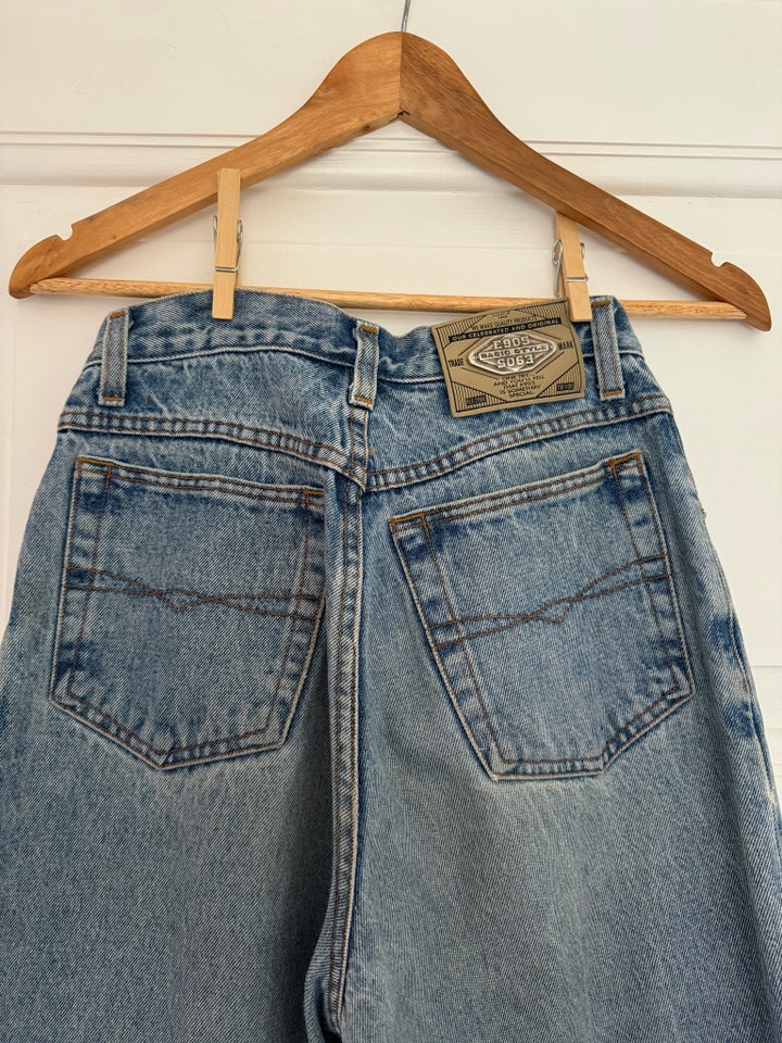 Jeans, E905, str. 29