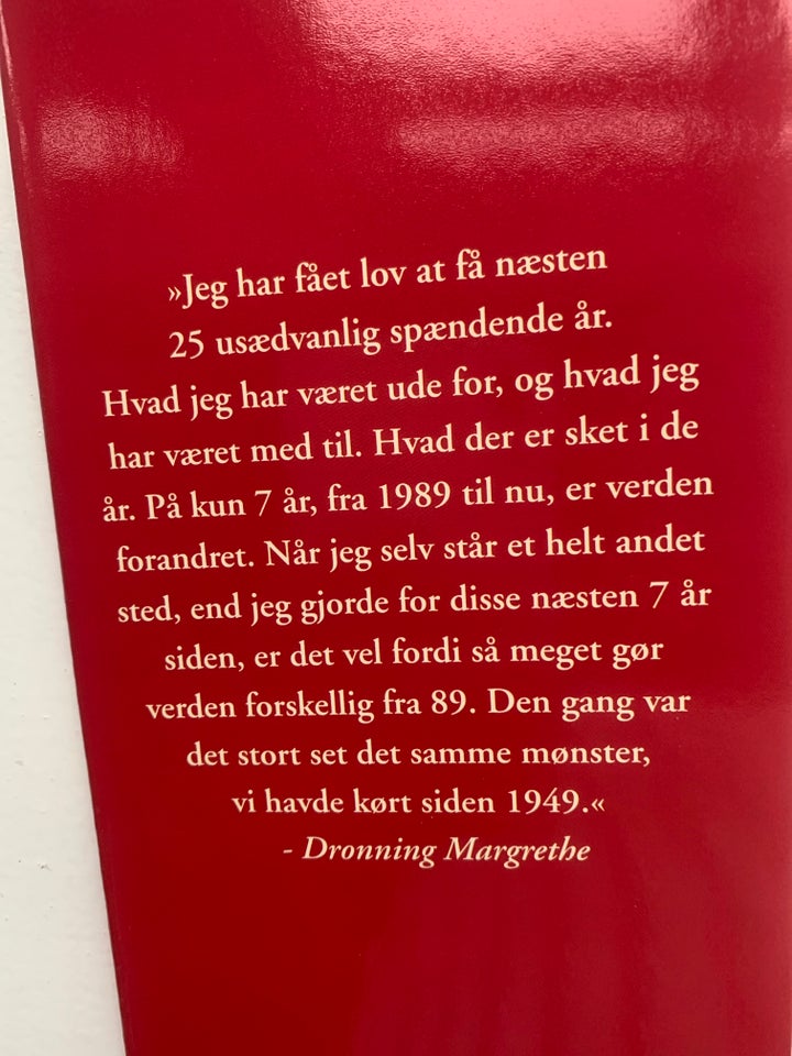 En familie og dens Dronning, Anne