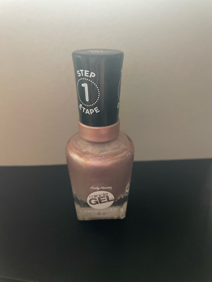 Negle, Neglelak, Sally Hansen