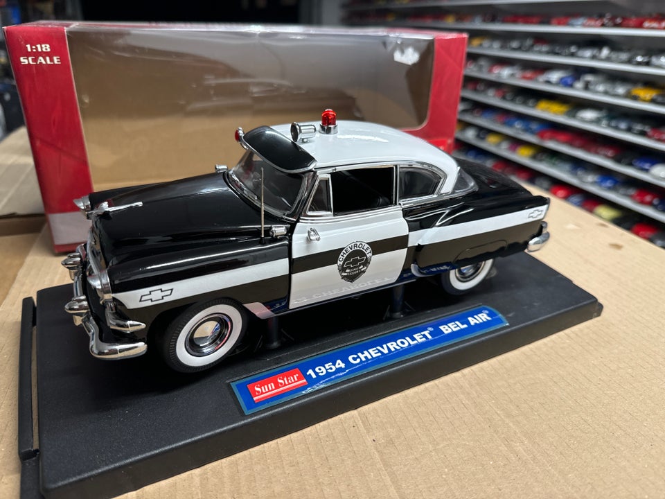 Modelbil Chevrolet Bel Air 1954