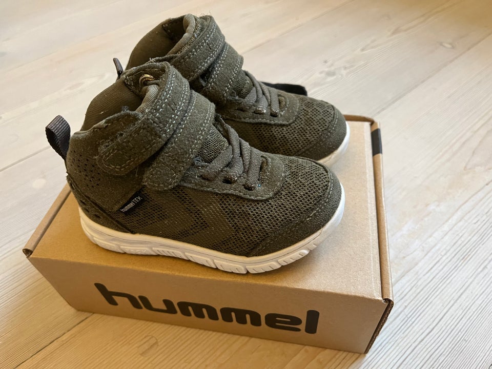 Sneakers, str. 24, Hummel