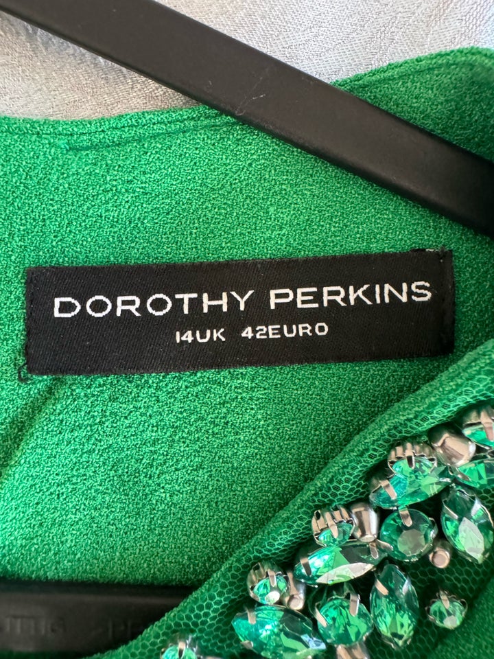 Anden kjole, Dorothy Perkins, str.