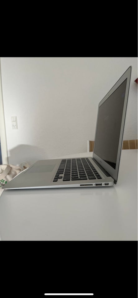 MacBook Air, MacBook Air (13 inch,