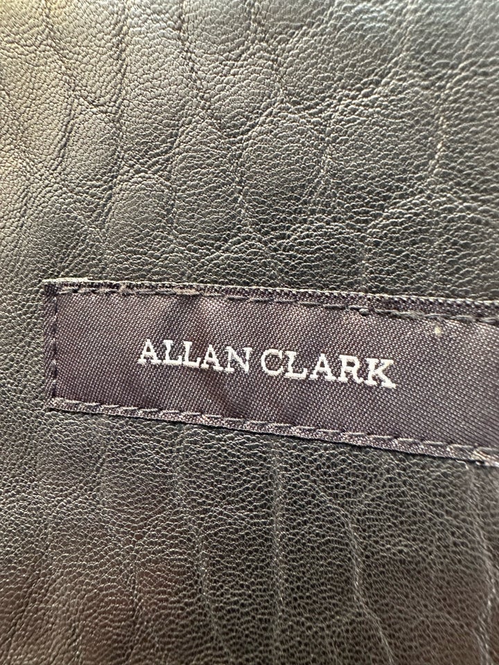 Skindjakke, str. XL, Allan Clark