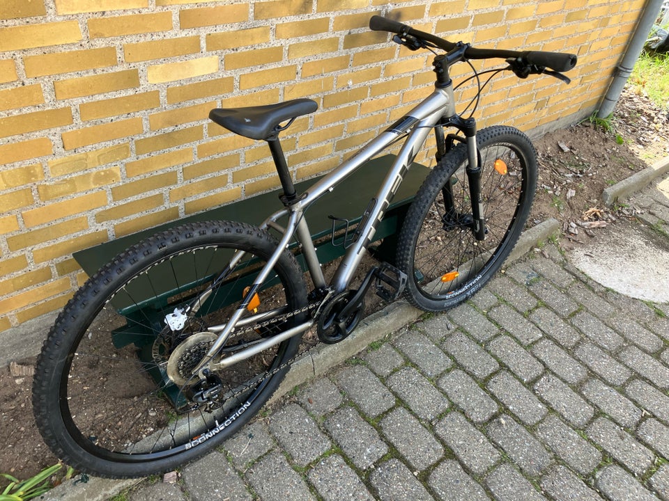 Trek Marlin 5 hardtail 19 tommer