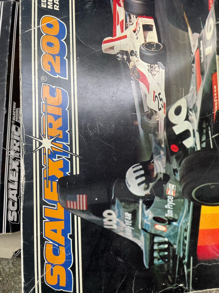 Racerbane, Scalextric 200