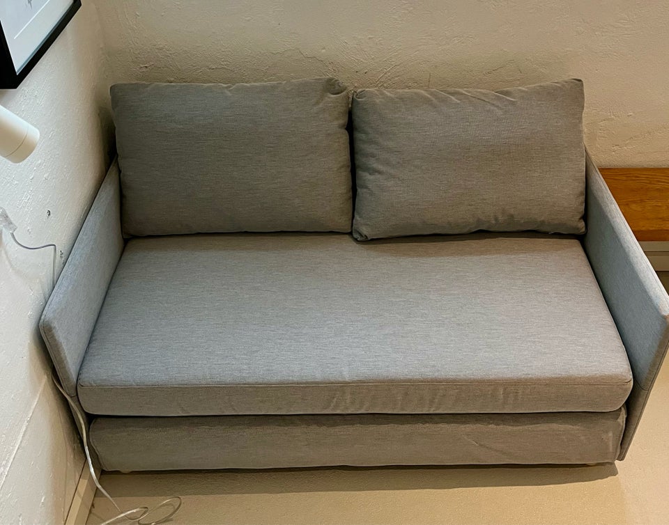 Sovesofa Ikea b: 126 l: 209 h: 73