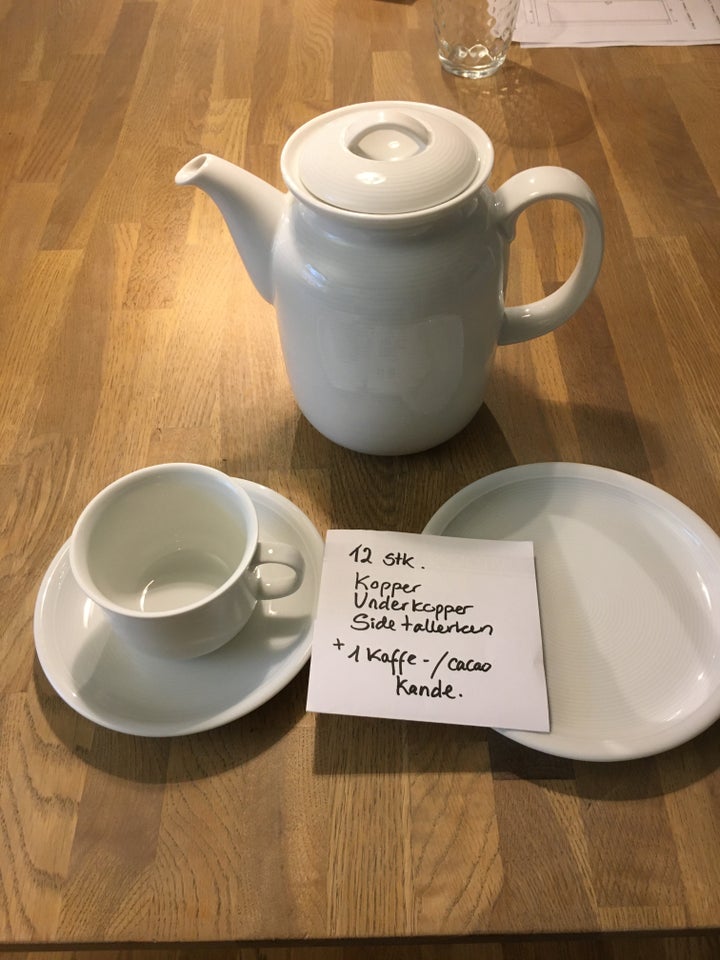 Porcelæn Kaffestel m/ kande