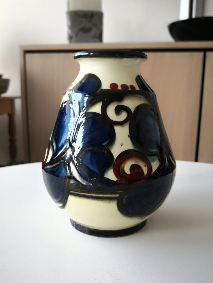 Annashaab vase , Keramik , 65 år gl.