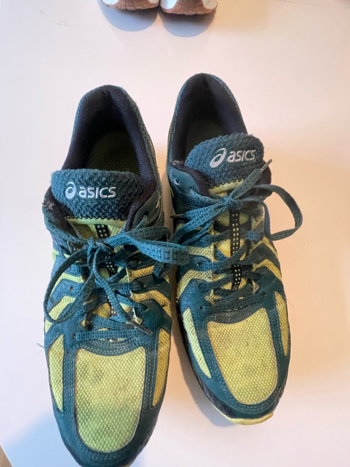 Herresko, Asics, str. 44,5