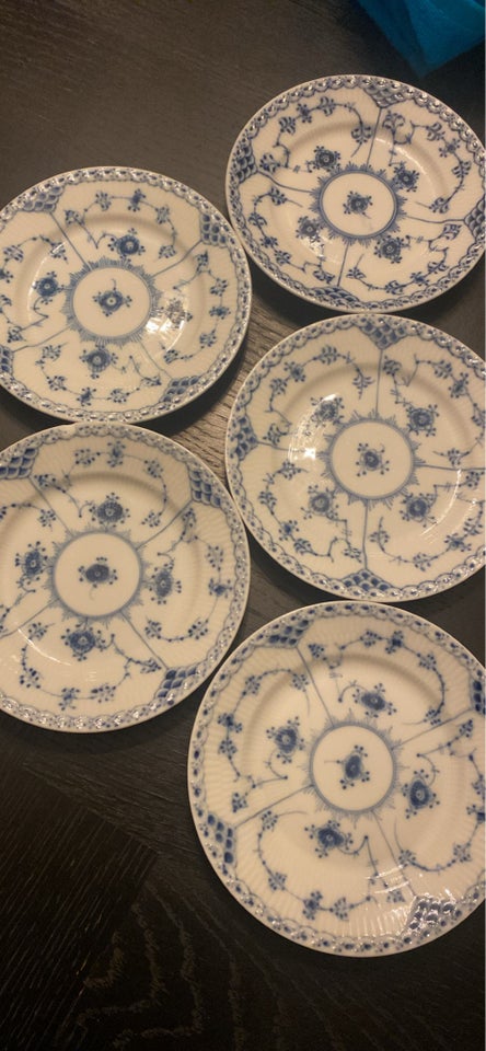 Porcelæn, Tallerkner, Royal