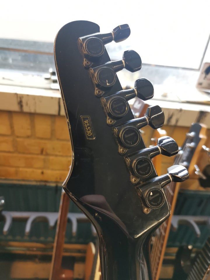 Elguitar Ibanez Roadstar