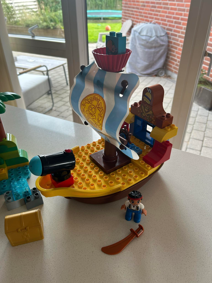 Lego Duplo Jakes piratskib Tumle