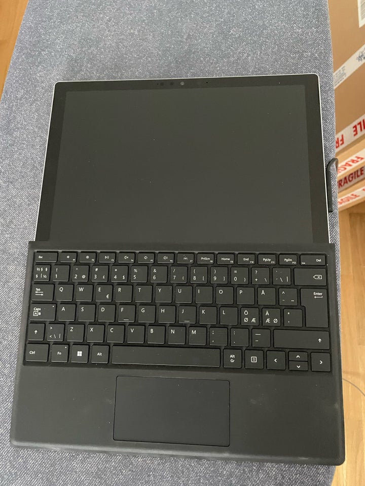 Microsoft Surface Pro 240 GHz 8