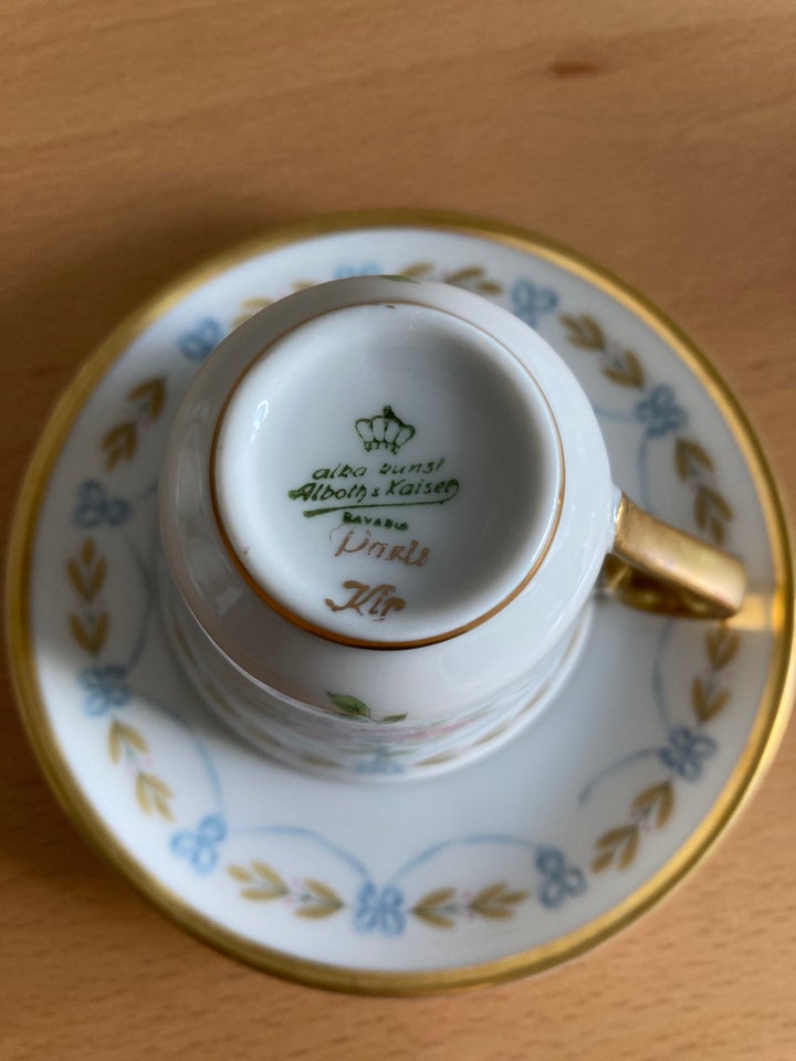 Porcelæn, Kaffekop med underkop,