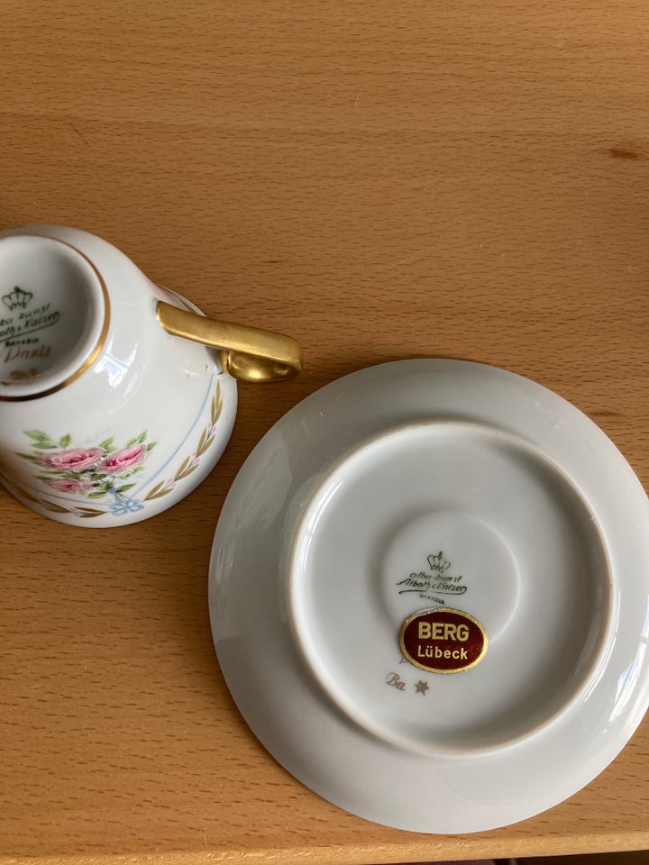 Porcelæn, Kaffekop med underkop,