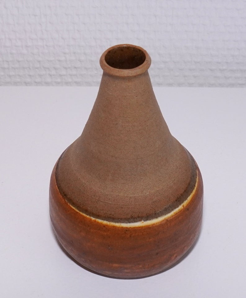 Vintage keramik vase i varme