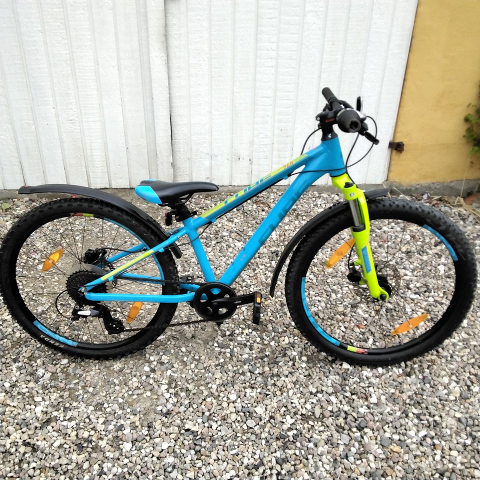 Cube Acid 240 Disch hardtail 7