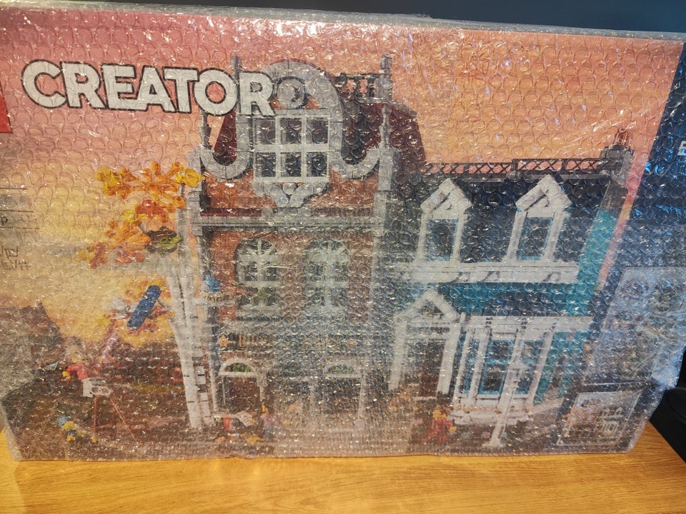 Lego Creator 10270